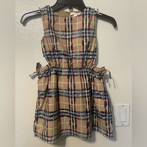 BURBERRY DRESS SIZE 6 YEARS